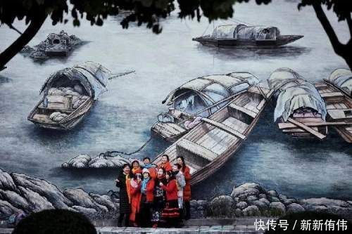 下一个热门打卡地!南滨路现巨型涂鸦墙