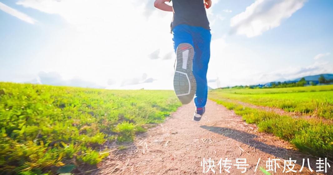 热身|年过50岁,还能跑步锻炼吗?注意做好这4个方面,有益健康更安全