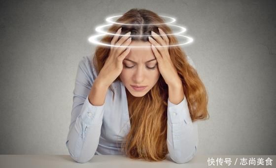 专家提醒血脂升高,除了头晕,“眼睛”还会有3种表现,需留意