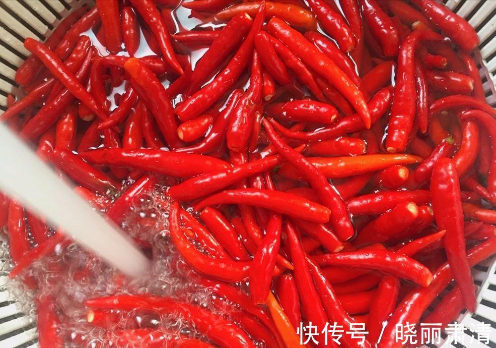 想吃剁椒酱不用买,20年秘制配方告诉你,香辣开胃,不发霉不变质