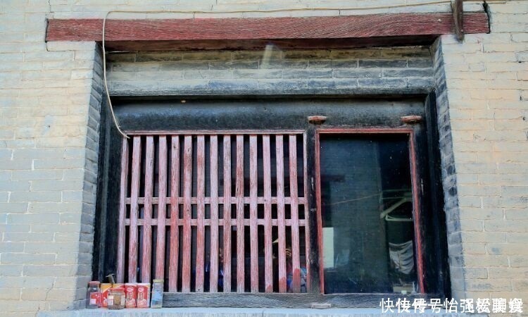 山西农村一座200年的晋商大院，豪华大气，老地主真有钱