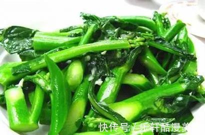 爽口|滑嫩爽口芥兰炒牛肉，肉质鲜嫩咬劲十足，好吃到无法形容