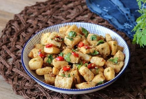 过年待客不用愁，分享10道凉拌菜，有荤有素，营养好吃又实惠