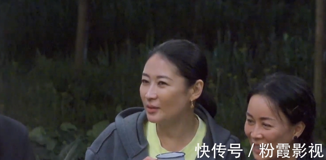 张子枫|《向往5》开播十一期，节目组请了8位女嘉宾，谁更受重视一目了然