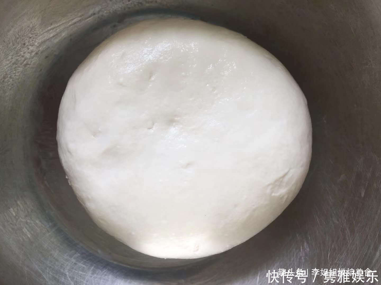 一款简单易学的花生饼,香香脆脆,外酥内软,又营养又美味