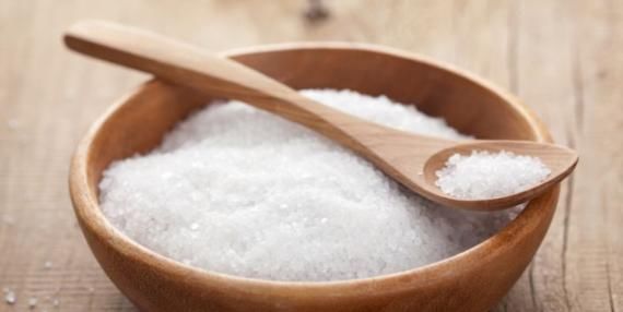 高血压人群|高血压人群，尽量远离3类食物，血压平稳不乱升，头也不晕了！