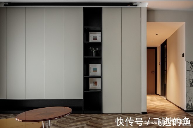 轻食简餐|90平米2居室如何做到潮流混搭风