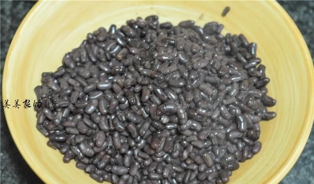 大家都蒸馒头，我却最爱它，不用发酵不揉面，香糯柔软真美味