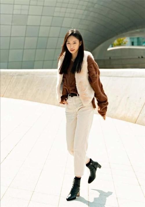 街拍|美不美，看气质，会穿才是高手，建议你多看看韩国街拍