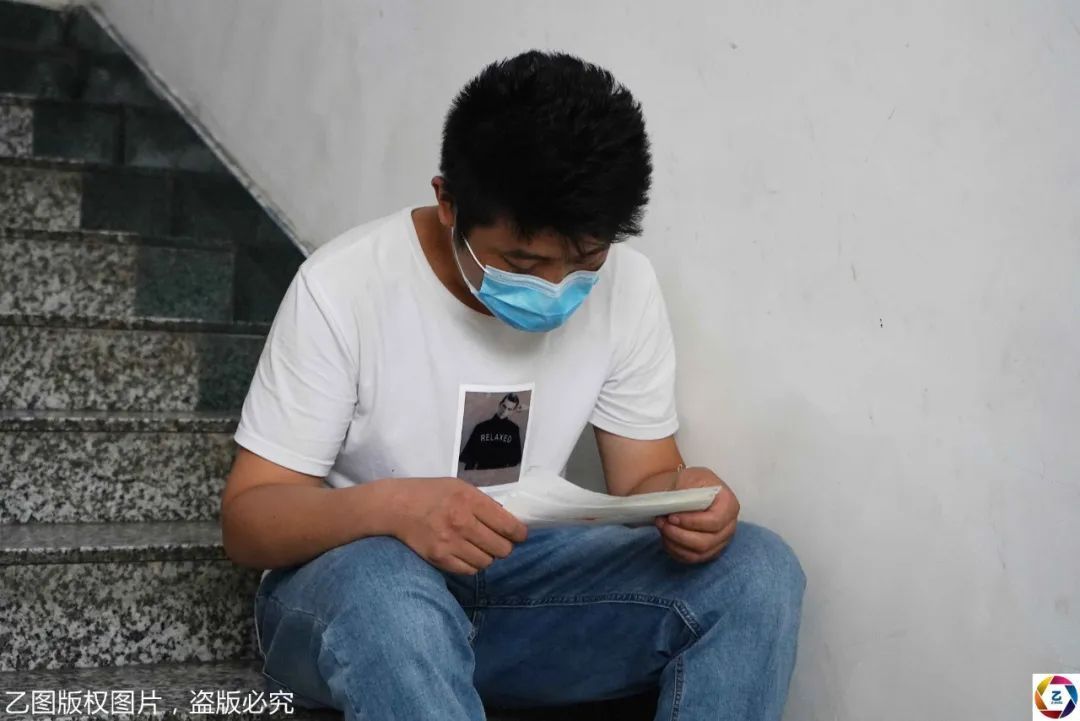 张影影|女童患病5个月双目失明,吃不到饭急得大哭,隔着屏幕都心疼