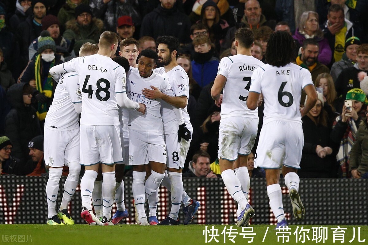 英超|4-0,完胜!72%控球+90%传球成功,曼城造15+12,夺冠失去悬念?