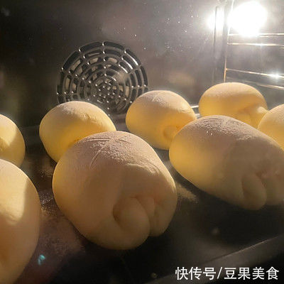 2g鸡蛋|可爱到爆的牛奶面包卷