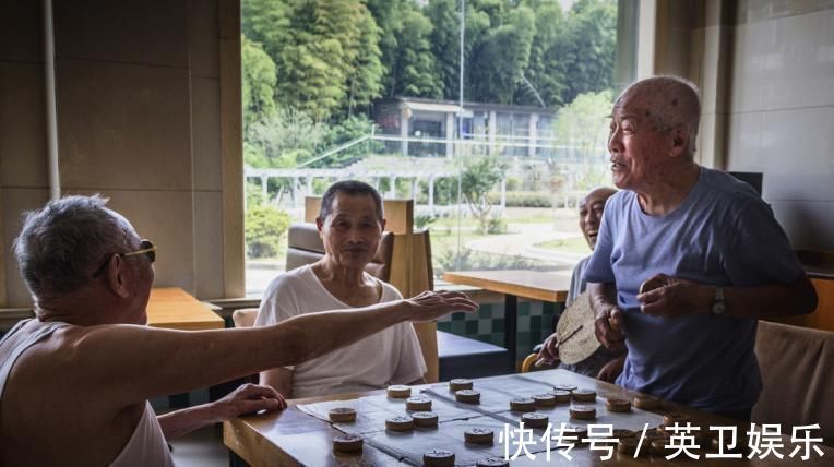 排毒养颜|你是长寿还是短命取决于这8大特征,占2个就离长寿不远了