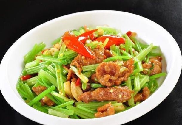 十月|秋季的夜晚只有5度刮起了凉风,孩子多吃暖身菜,滋补养胃