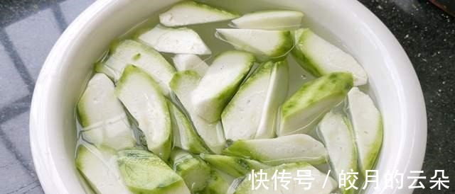 开胃汤|1根丝瓜3个蛋,教你一锅我家最爱喝的开胃汤,汤汁奶白营养又好喝!