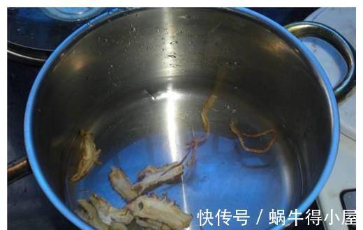 经期|这甜汤，简单一煮就能喝，女人经期后喝，气血双补，脸色红润！