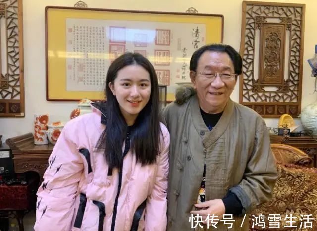 专家#侯耀华书法被赞有潜力,专家也认可:老先生日后还会长书功!