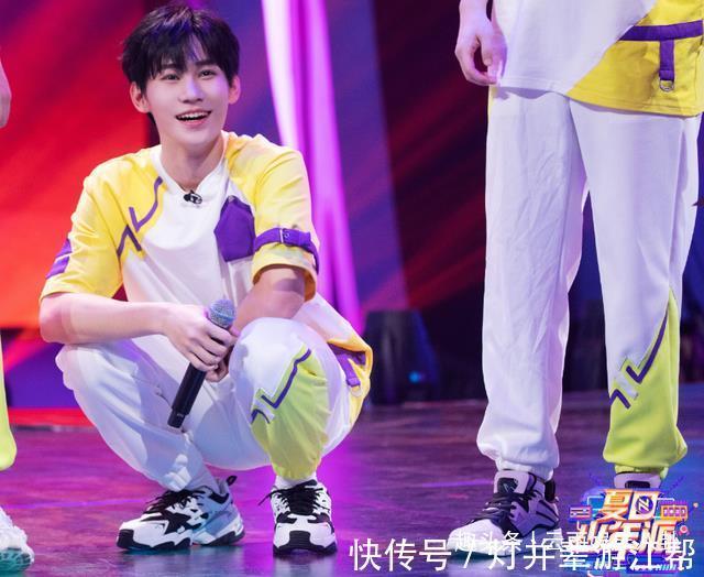 快樂大本營|四網(wǎng)收視奪冠這檔空降的新綜藝，為啥這么“橫”