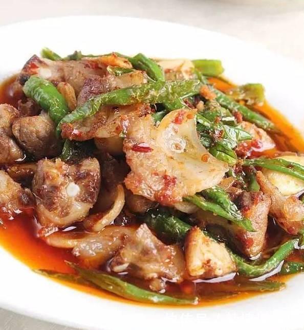 在家待客推荐几道特色菜，鲜香可口，一年四季都适合不比下饭店差