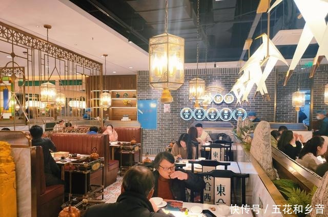 德思勤|长沙探店|德思勤新开早茶店油条18块一根,你会打卡吗