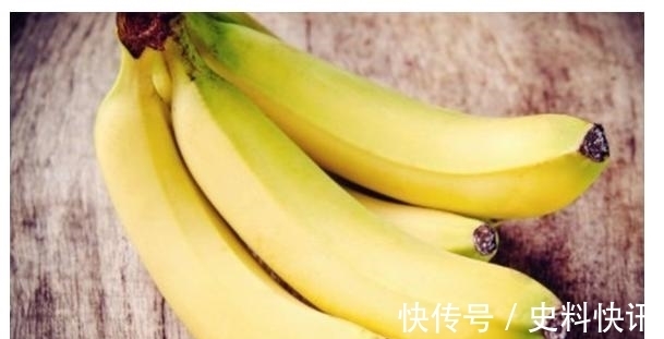 葡萄|失眠会致头晕、眼花、心脏不舒服,这5种食物常吃对失眠帮助大