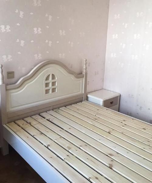 阳台|参观同事家新房，全屋贴瓷砖，还把冰箱放在阳台的，头一次见啊