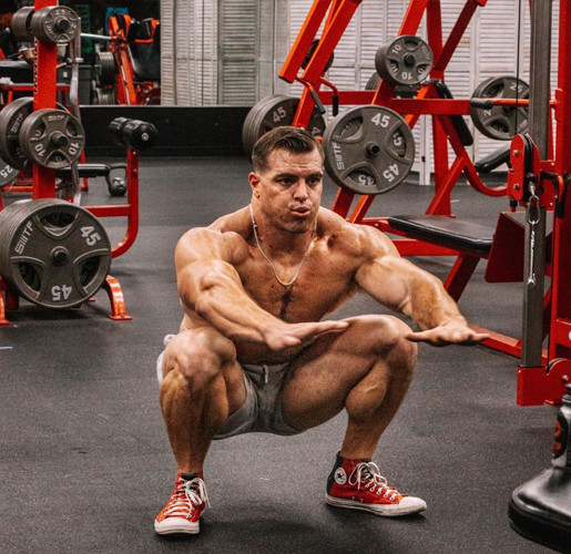 大重量|肌肉爆表,能扛起1千斤的重量,力量大到被怀疑是在用“假片”