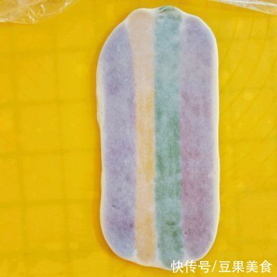 彩虹螺旋酥,层层起酥,吃一口唇齿留香