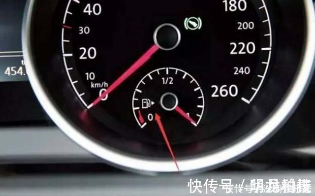 牙签|这些鸡肋的设计反而大有深意,原谅我错怪火车站这么多年