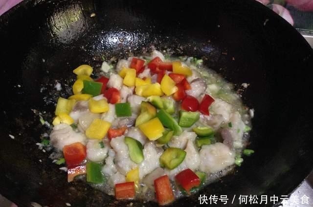  龙利鱼|用快炒的方法做鱼吃，这道“爆炒鱼丁”别有风味
