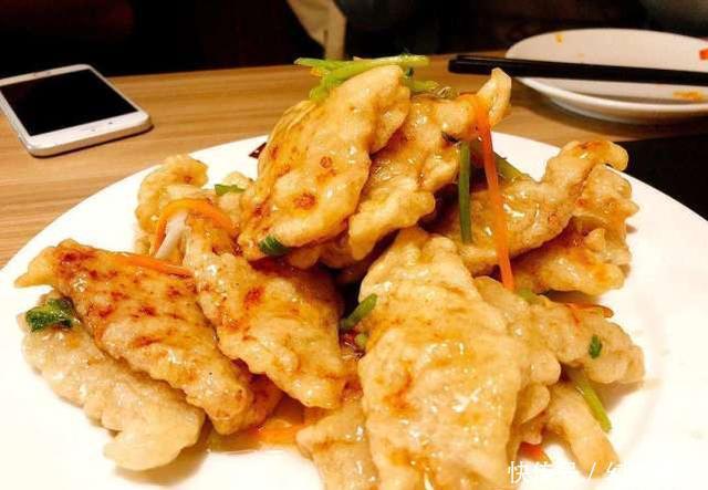 南方人第一次吃东北美食,反应“过于真实”,馋的像200斤胖子