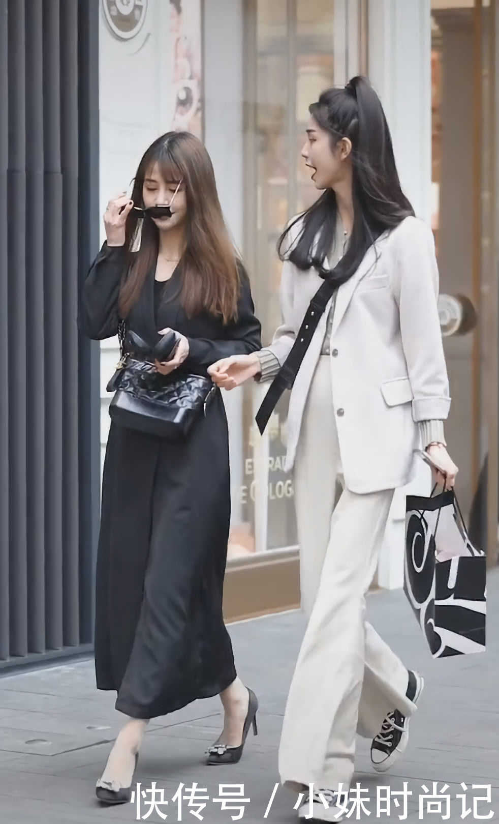 cm|½ÖÅÄÃÀÅ®£ºÐ¡½ã½ãÍÈÓжàϸ£¬´©Ò»Ë«ÆÕͨЬ£¬ÏÔµÃÍȱÈЬ×Ó»¹Ð¡2cm