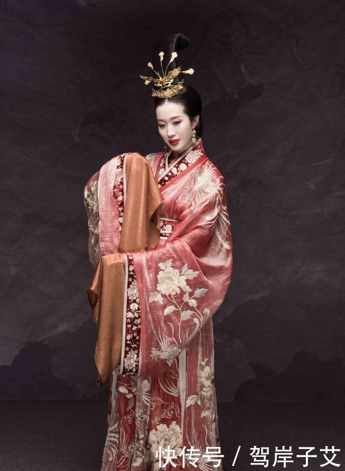 上架|这些“上架嫌它丑,下架求成狗”的绝版汉服,有你的梦中情裙吗