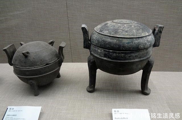 不少|拾荒老者无意捡到7斤铁块,转手卖了一万二,专家匈奴时的器物