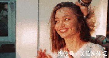 还在傻傻烫内扣 今年流行的“发髻卷”了解一下, 让你变身美少女!