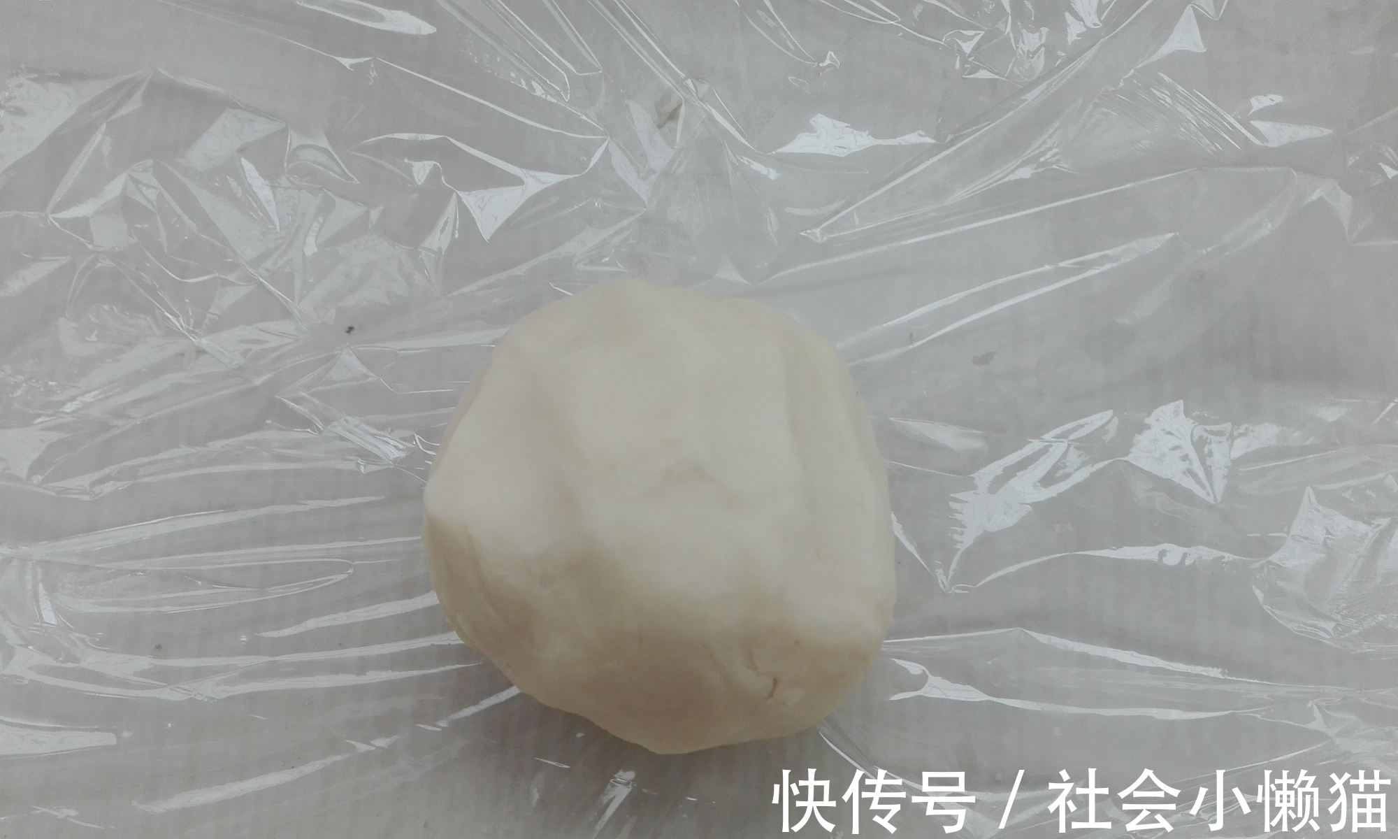 爱吃酥点快收藏，手一碰就掉渣，层次分明，放几天都酥香，别错过