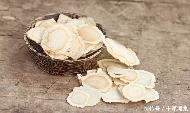 西洋参|黄芪可以和西洋参一起泡水喝吗?看完才明白,适合这3类人