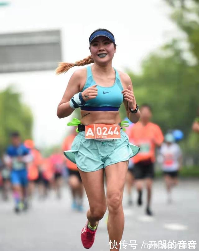 跑者|跑者别“不以为然”四点起床跑步,对身体伤害会“加倍”