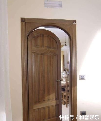 朋友说|新居装修万万别这样安装大门,住久了都觉得坑,装错了赶紧返工