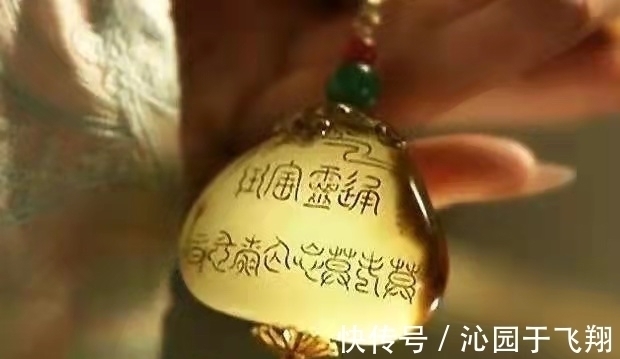 醉酒$《红楼梦》刘姥姥醉酒后误入怡红院,对着一面镜子自言自语,为何说细思极恐