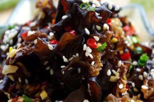  阿司匹林|黑木耳被称“天然阿司匹林”，好处颇多，备受青睐，但须注意这点