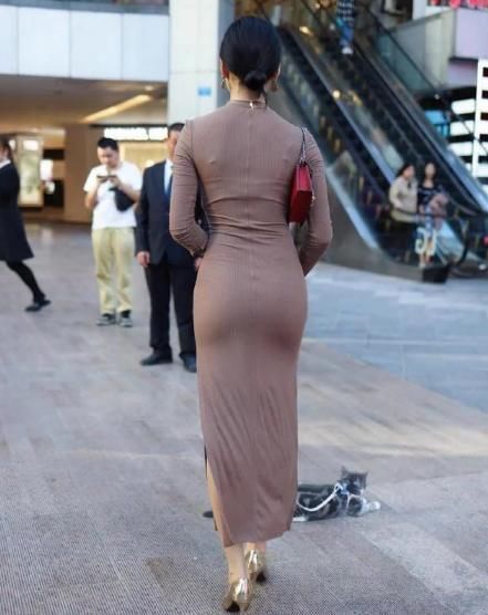 贵妇穿搭少女系,非常养眼的淑女气质穿搭,意想不到的美