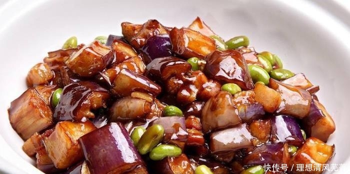 餐桌上深受家人喜爱的几道菜肴,美味简单可口,一家老小都爱吃