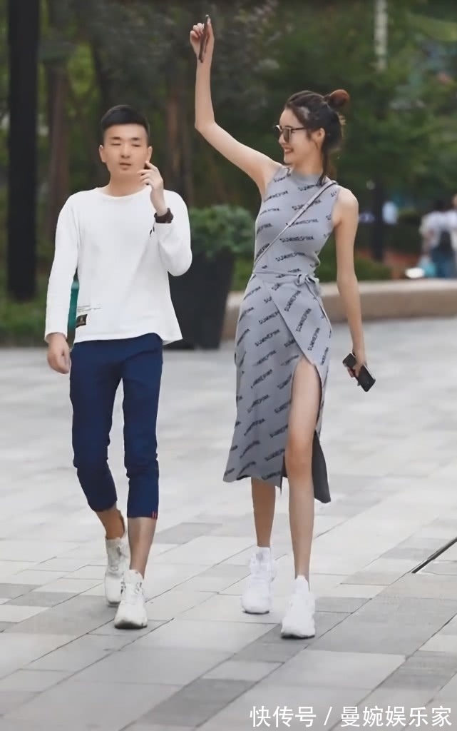 裙子|小姐姐的裙子有点意思左腿穿成1米7，右腿却像1米3，巨潮