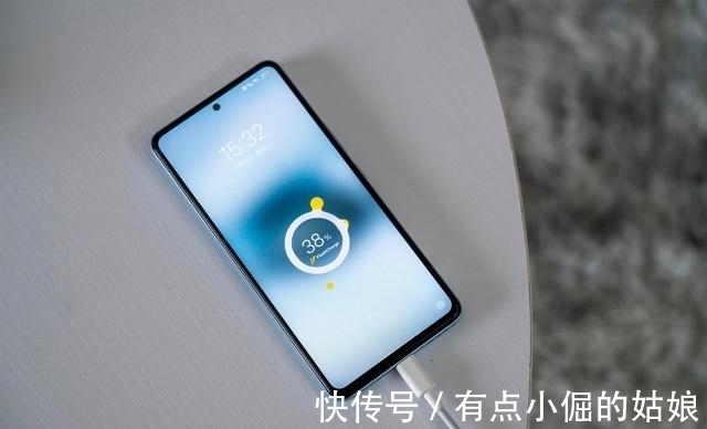neo5|66W闪充12G256G，独立显芯顶配旗舰，仅售2999元