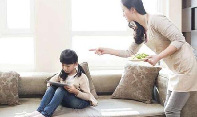 孩子|这3类孩子最惹人嫌，很多父母不以为然，反而还沾沾自喜