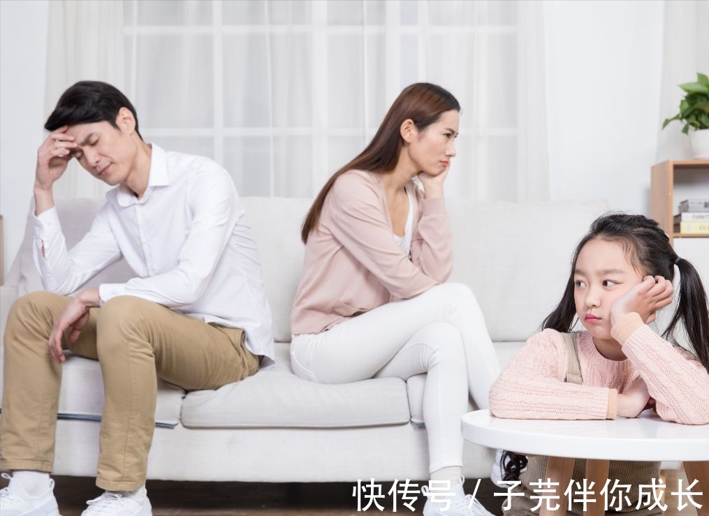 父母|女子怀孕吃打胎药,10岁双胞胎女儿长出喉结,母亲:出生就有问题