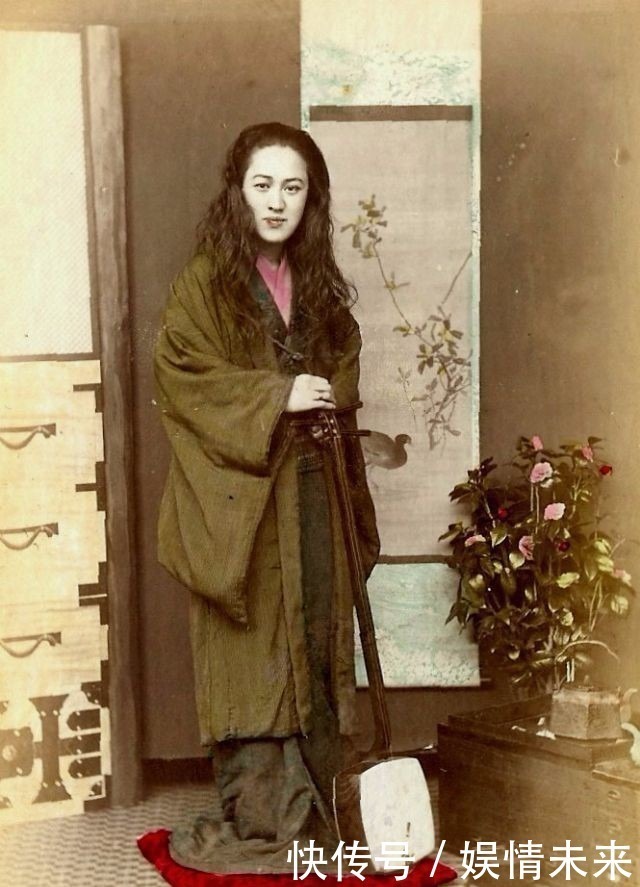 艺妓|19张罕见而独特的日本艺伎老照片回顾展,上个世纪的艺伎妆容