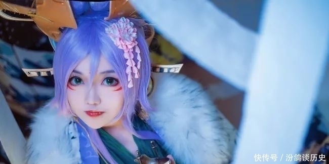 花魁|妖气御姐cos花魁和风,“卫生纸”炸裂还原,只想问P图人是谁
