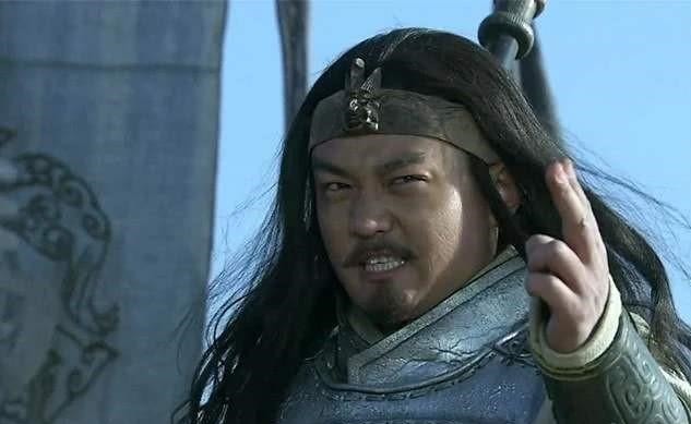 待见|马超在蜀汉为何不受待见得罪了两个人,犯了三大错,自此被冷落